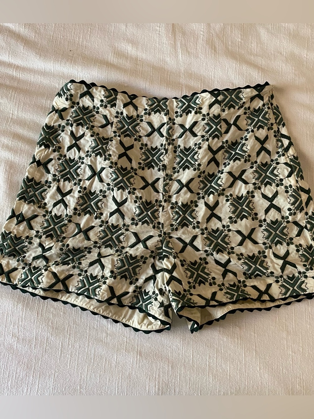 Embroidered Geometric Green & Cream Women’s Shorts